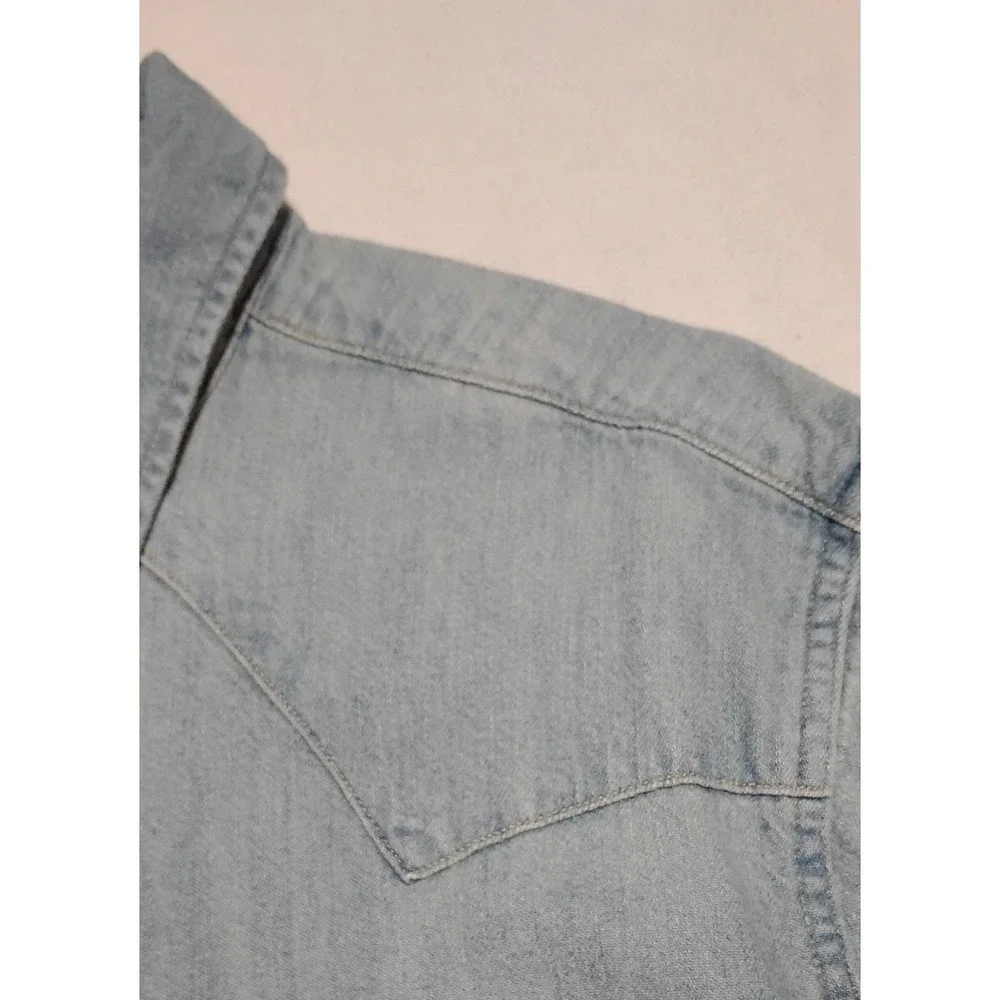 Levi's Barstow Western Shirt XL Denim Pearl Snap Rick Grimes Cosplay NWT